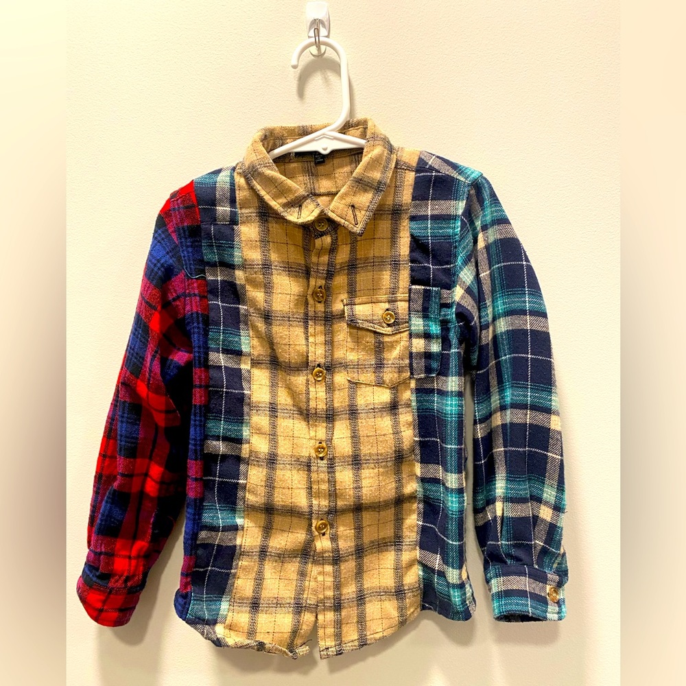 Nova kids size 4 dress shirt